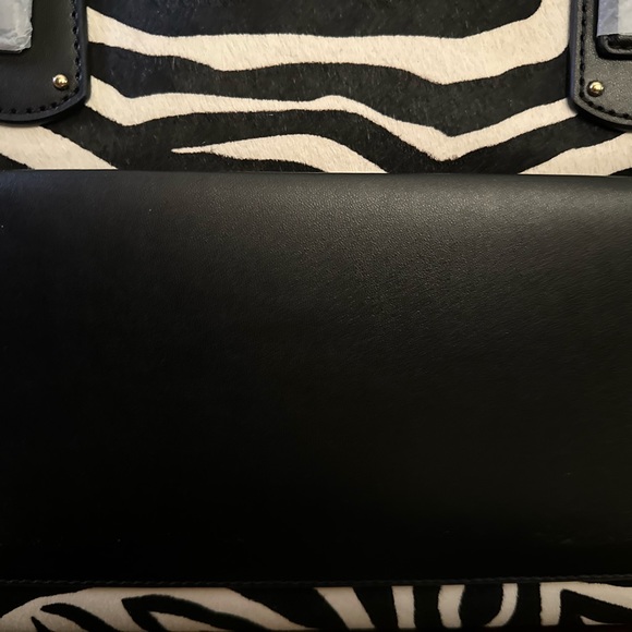 Michael Kors - BRAND NEW, purse: 14x12x6 - Picture 2 of 3